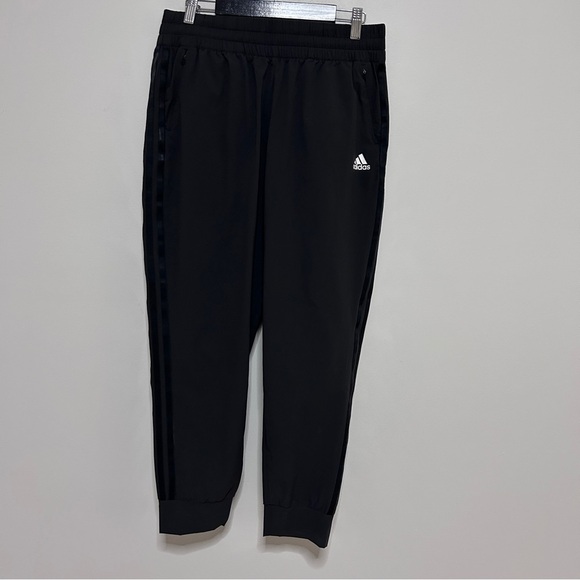 Adidas Black lightweight Recycled Polyester Joggers women’s Size Large Sports - Picture 1 of 10